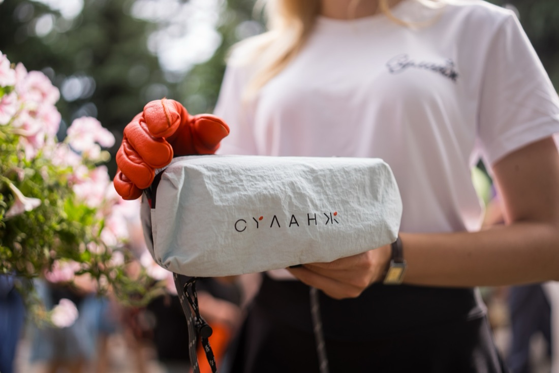 Перчатки «Суланж» — подарок к заказу растений